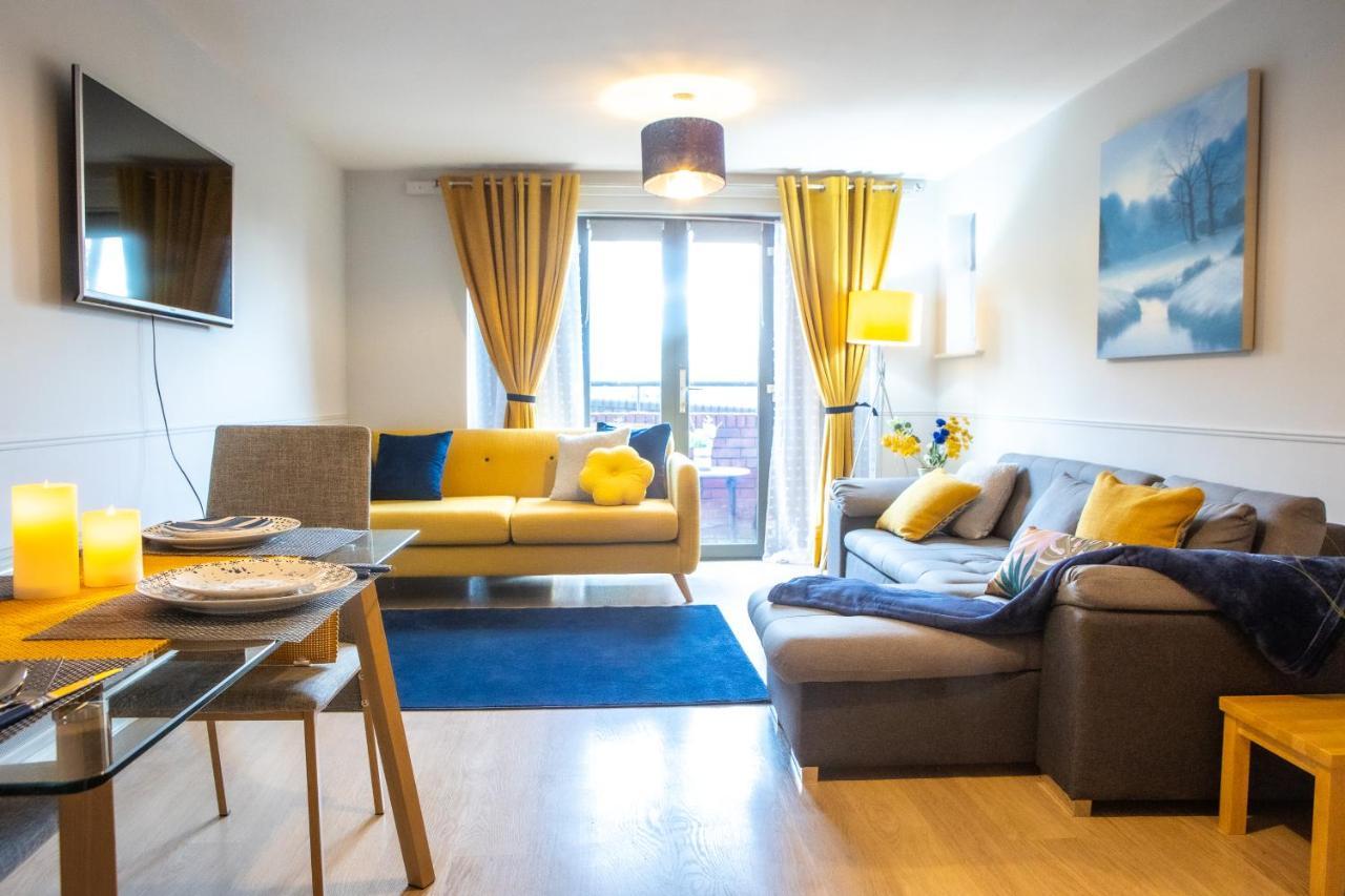 Newly Furnished Appartment Near Train Station Wolverhampton Zewnętrze zdjęcie