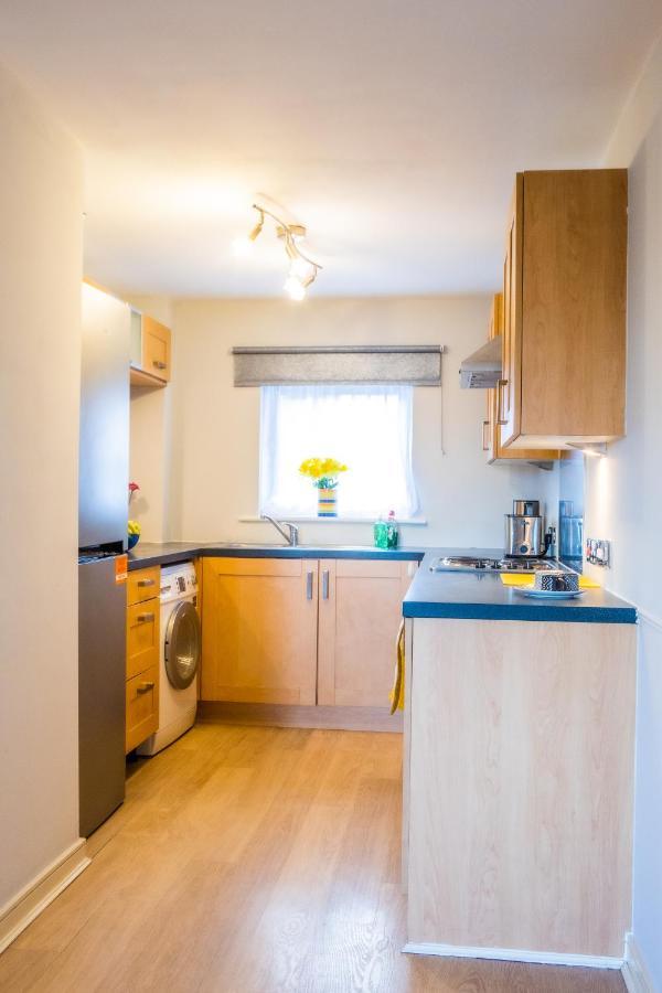 Newly Furnished Appartment Near Train Station Wolverhampton Zewnętrze zdjęcie