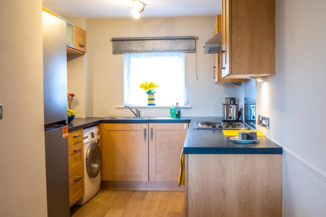 Newly Furnished Appartment Near Train Station Wolverhampton Zewnętrze zdjęcie